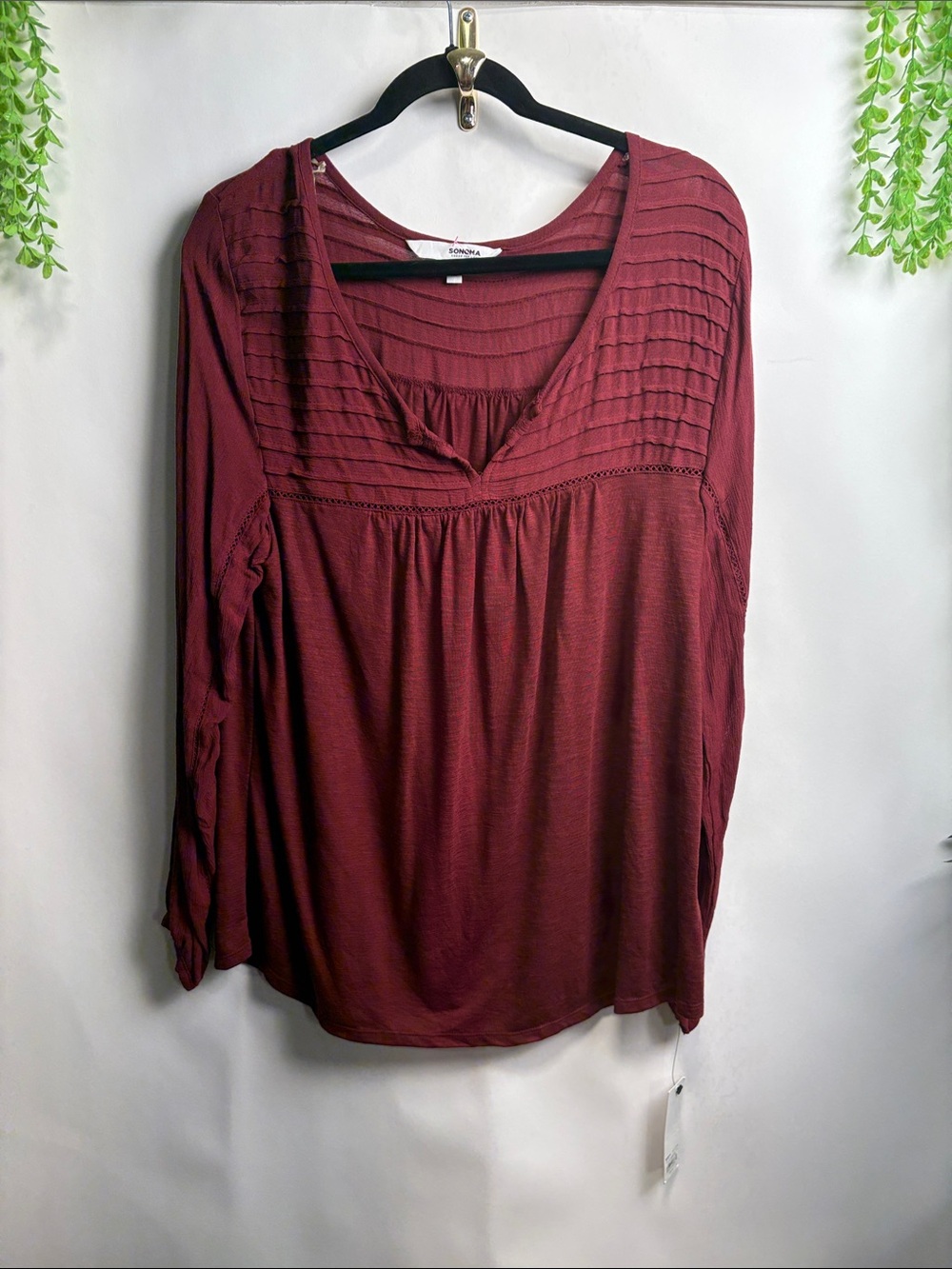 Sonoma Women's Long Sleeve V-Neck Pintuck Top - Wine